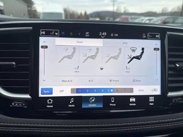 2026 Chrysler Pacifica Select AWD