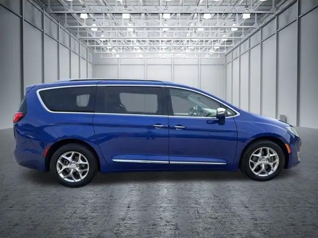 2019 Chrysler Pacifica Limited