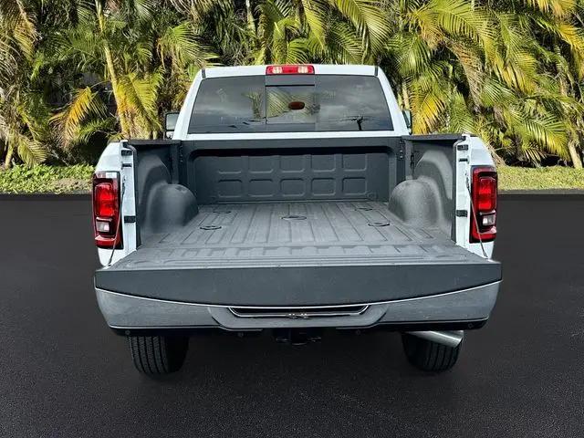 2026 Ram 2500 Tradesman Crew Cab 4x4 64 Box