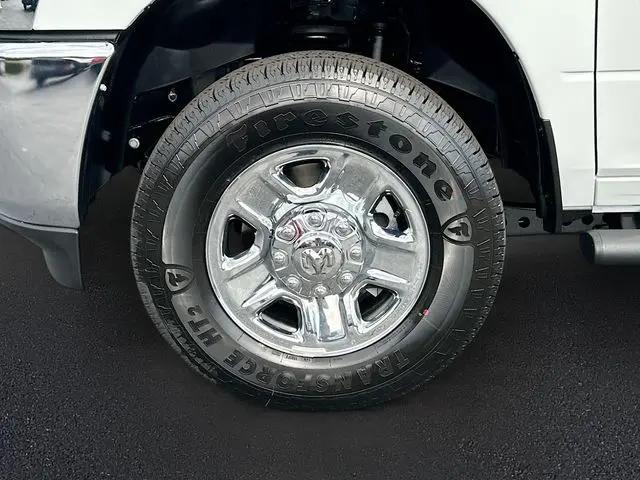 2026 Ram 2500 Tradesman Crew Cab 4x4 64 Box