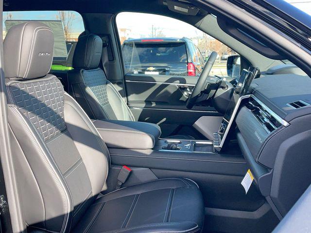 2025 GMC Sierra Max Range Denali