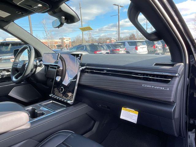 2025 GMC Sierra Max Range Denali