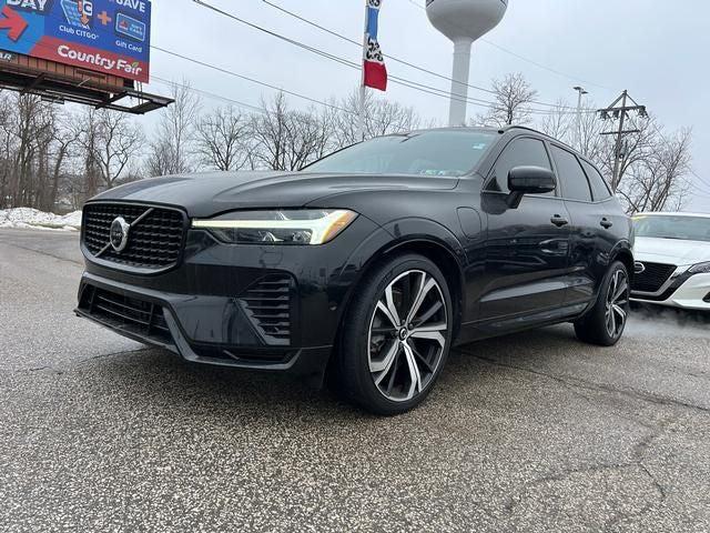 2022 Volvo XC60 Recharge T8 R-Design Extended Range