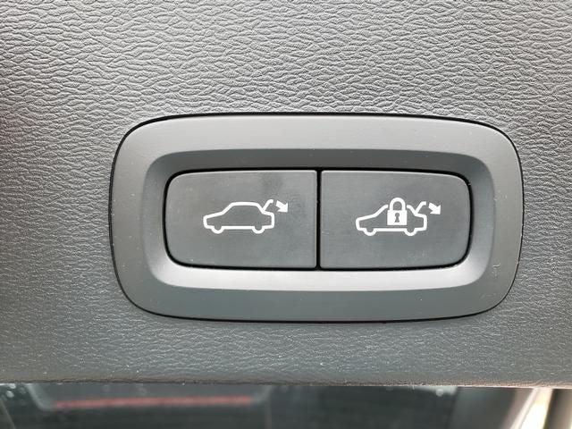 2019 Volvo XC40 T4 Inscription