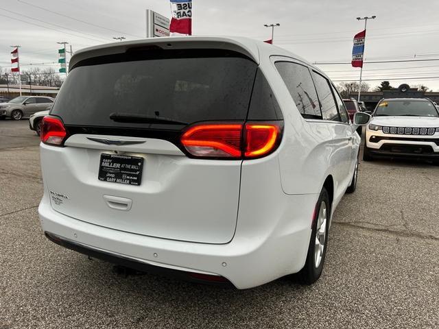 2020 Chrysler Pacifica Touring 2020 Chrysler Pacifica Touring