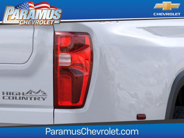 2026 Chevrolet Silverado 3500HD Crew Cab, Long Bed, High Country Dual Rear Wheel, RWD