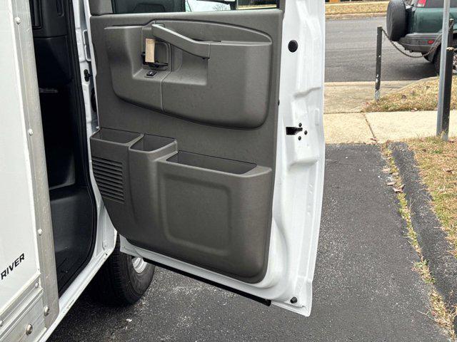 2026 Chevrolet Express Cutaway 4500 Van