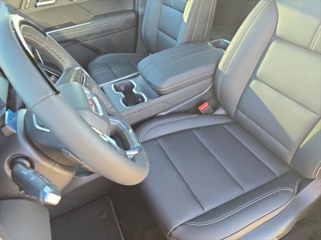 2026 GMC Acadia Elevation FWD