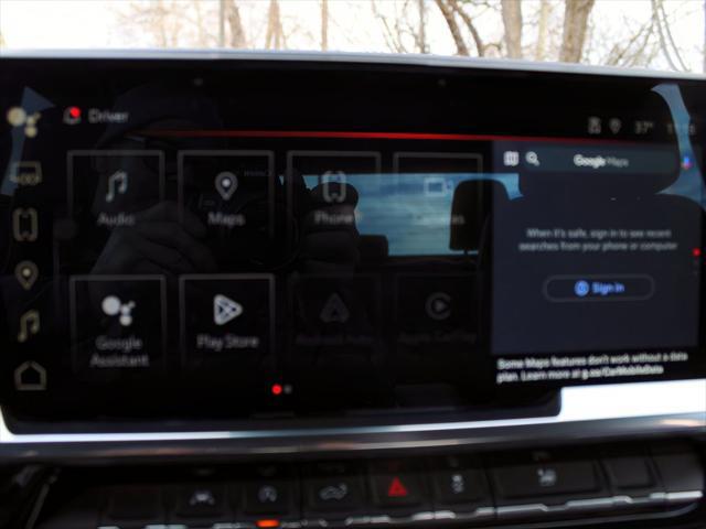 2024 GMC Sierra 1500 4WD Crew Cab Short Box SLT