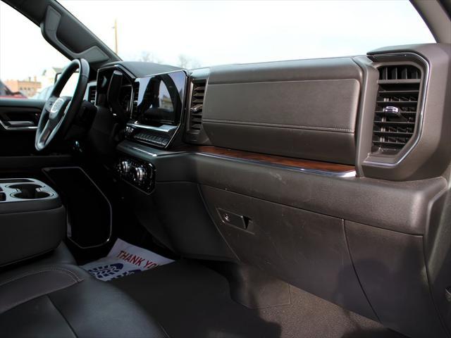 2024 GMC Sierra 1500 4WD Crew Cab Short Box SLT