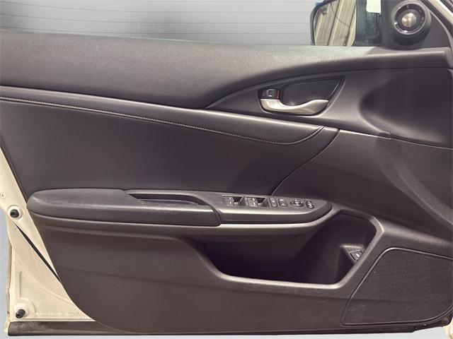 2019 Honda Insight Touring