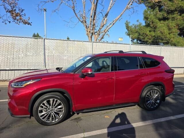 2021 Toyota Highlander Platinum 2021 Toyota Highlander Platinum