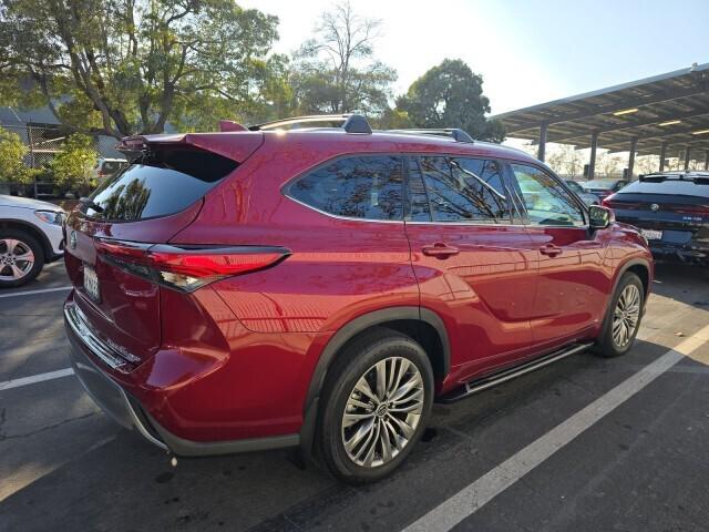 2021 Toyota Highlander Platinum 2021 Toyota Highlander Platinum