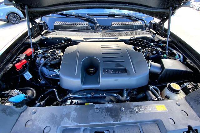 2022 Land Rover Defender 110 X-Dynamic SE