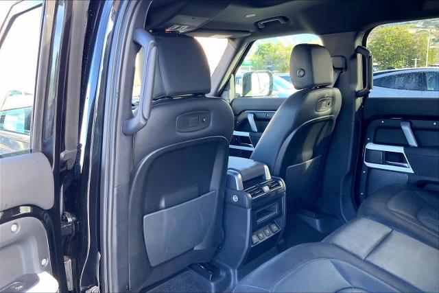 2022 Land Rover Defender 110 X-Dynamic SE