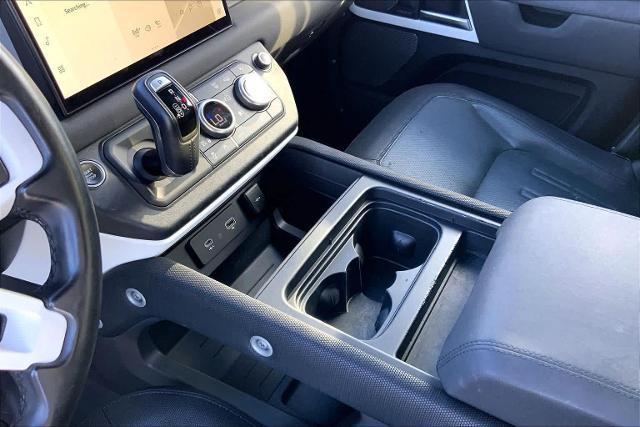 2022 Land Rover Defender 110 X-Dynamic SE