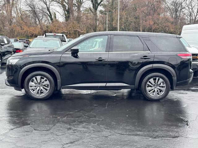 2025 Nissan Pathfinder S 4WD