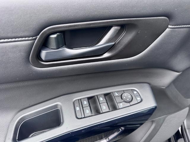 2025 Nissan Pathfinder S 4WD