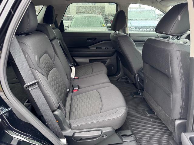 2025 Nissan Pathfinder S 4WD