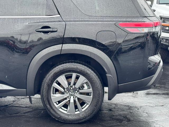 2025 Nissan Pathfinder S 4WD