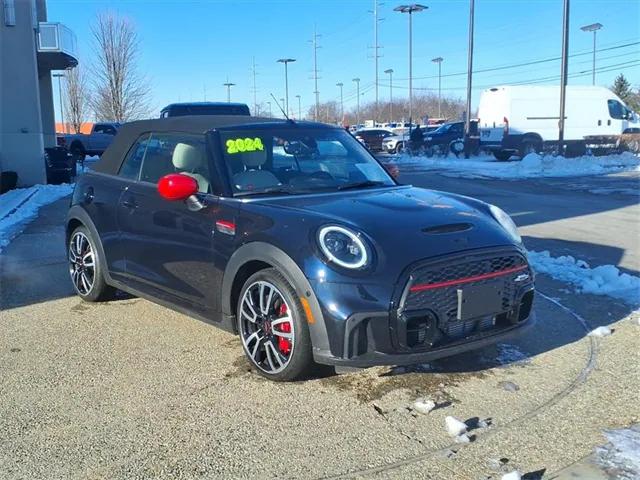 2024 Mini Convertible John Cooper Works 2024 Mini Convertible John Cooper Works