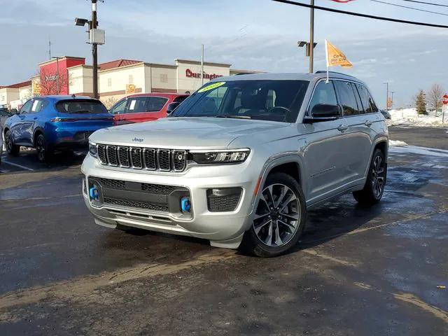 2022 Jeep Grand Cherokee 4xe Overland