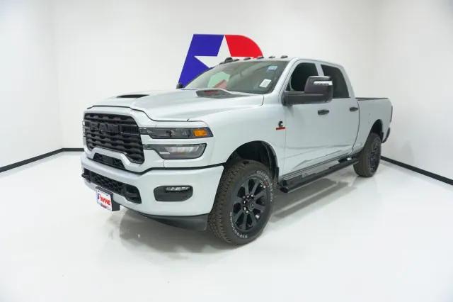 2026 RAM Ram 2500 RAM 2500 BLACK EXPRESS CREW CAB 4X4 64 BOX