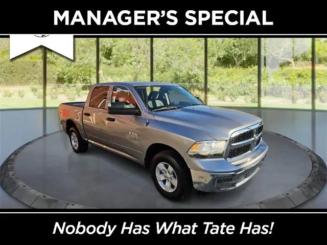 2023 RAM 1500 Classic SLT Crew Cab 4x4 57 Box