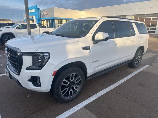 2021 GMC Yukon XL 4WD AT4