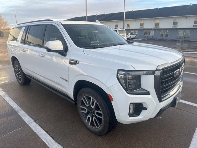 2021 GMC Yukon XL 4WD AT4