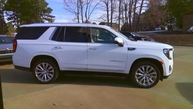 2023 GMC Yukon 4WD Denali
