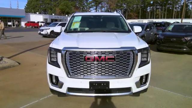 2023 GMC Yukon 4WD Denali