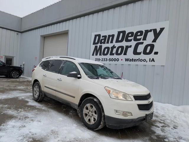 2011 Chevrolet Traverse LS 2011 Chevrolet Traverse LS