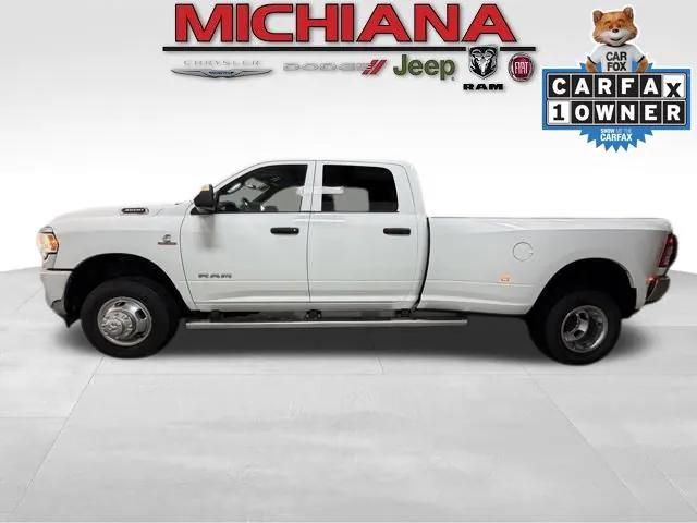 2022 RAM 3500 Tradesman Crew Cab 4x4 8 Box