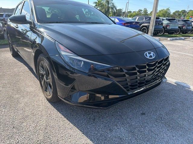 2023 Hyundai Elantra SEL 2023 Hyundai Elantra SEL