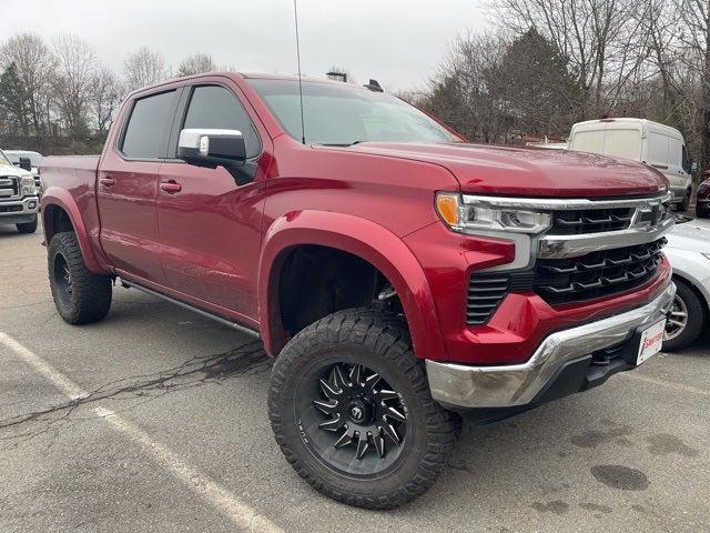 2022 Chevrolet Silverado 1500 4WD Crew Cab Standard Bed LT