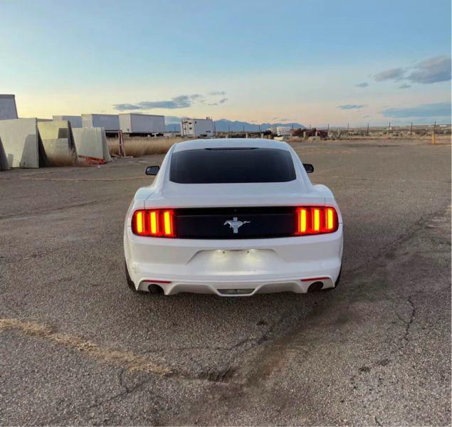 2016 Ford Mustang V6