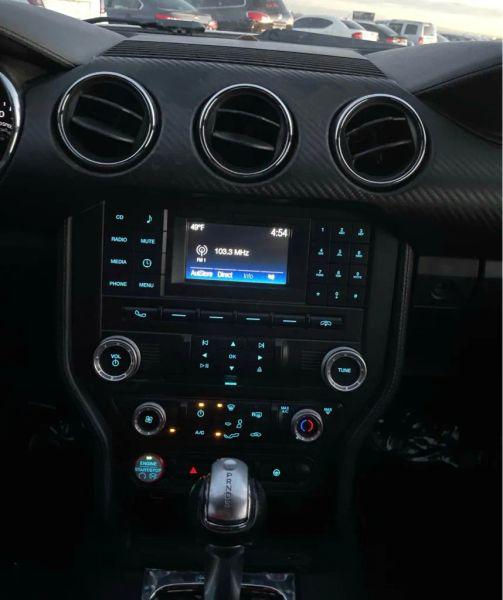 2016 Ford Mustang V6