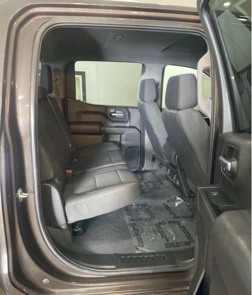 2021 Chevrolet Silverado 1500 4WD Crew Cab Short Bed Custom