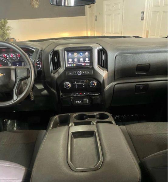 2021 Chevrolet Silverado 1500 4WD Crew Cab Short Bed Custom