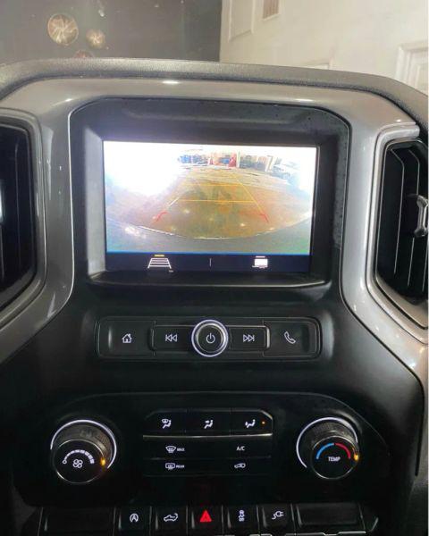 2021 Chevrolet Silverado 1500 4WD Crew Cab Short Bed Custom