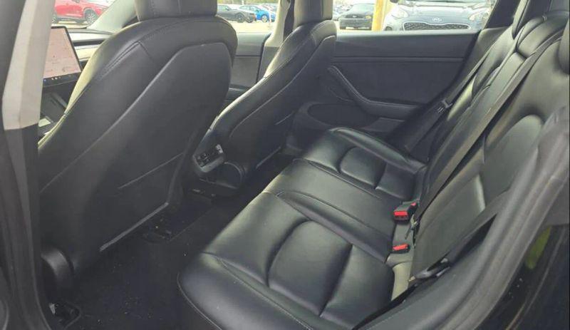 2022 Tesla Model 3 Rear-Wheel Drive