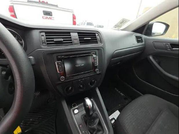 2015 Volkswagen Jetta 2.0L S