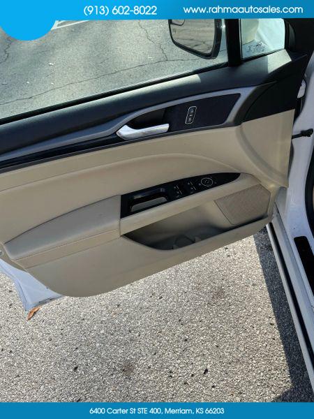 2014 Ford Fusion SE
