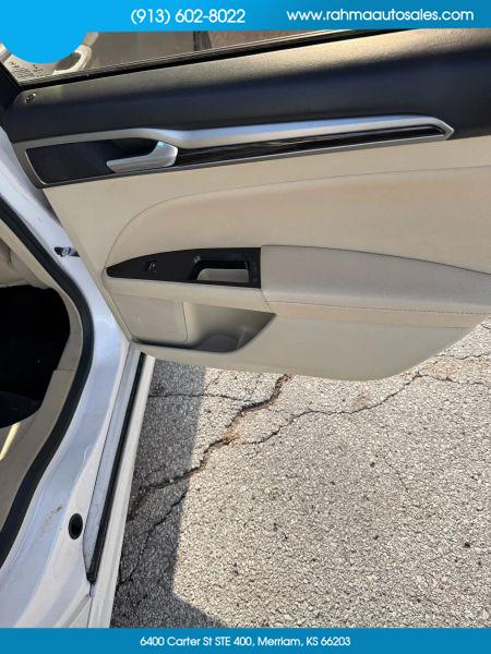2014 Ford Fusion SE