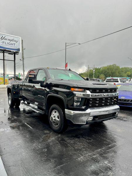 2023 Chevrolet Silverado 3500HD 4WD Crew Cab Long Bed LT