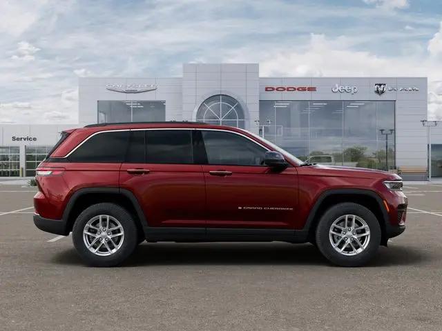 2025 Jeep Grand Cherokee Laredo X 4x4