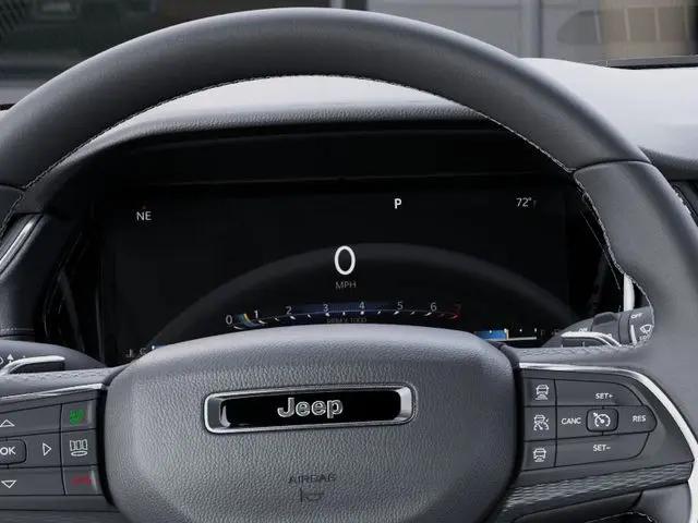 2025 Jeep Grand Cherokee Laredo X 4x4