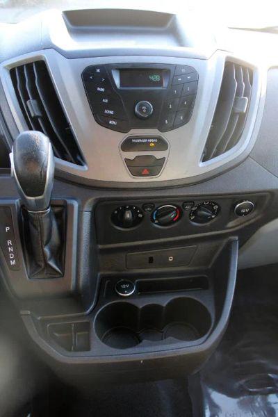 2016 Ford Transit w/60/40 Side Door w/RWB