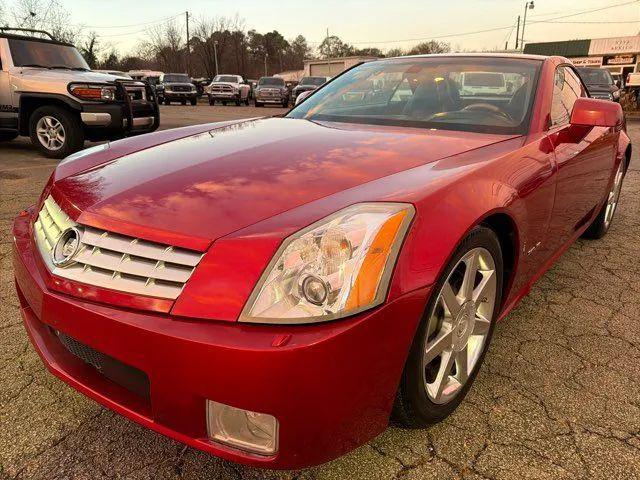 2005 Cadillac XLR Standard